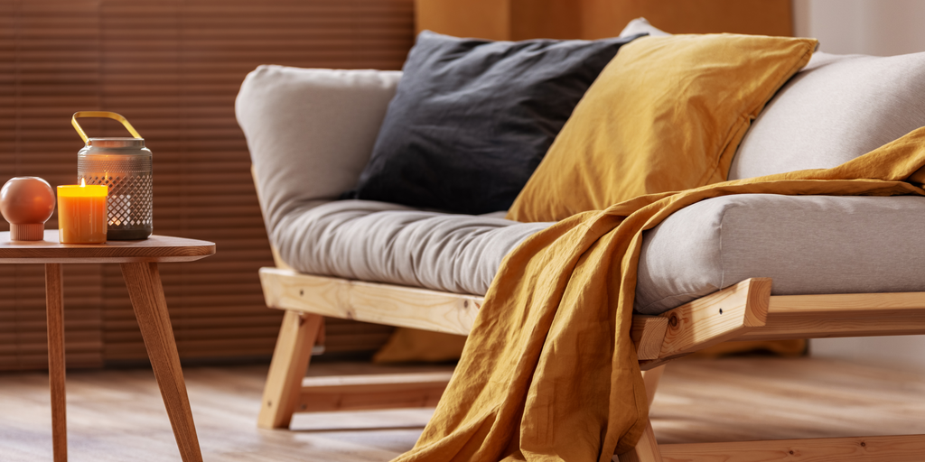 Futons vs. Daybeds: Which is Right For Me?